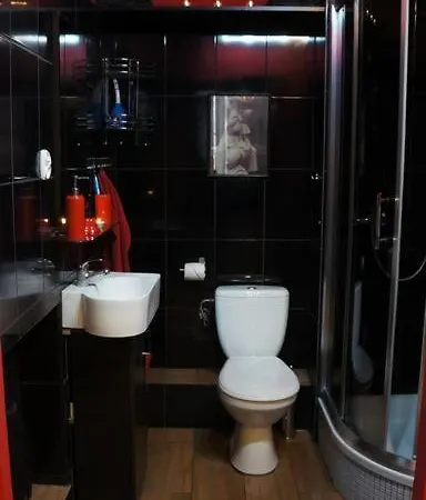 Appartement Vintage Bdsm Kinky - Entire 65m2 Space For Up To 6-guests - Fully Equipped *