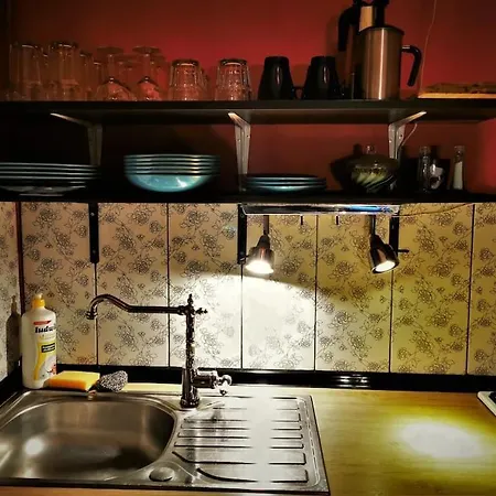Apartmán Vintage Bdsm Kinky - Entire 65m2 Space For Up To 6-guests - Fully Equipped